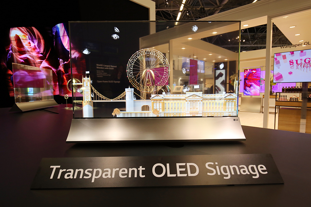 transparent_oled_021_01.jpg