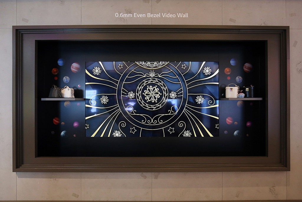 even_bezel_oled_video_wall_01.jpg